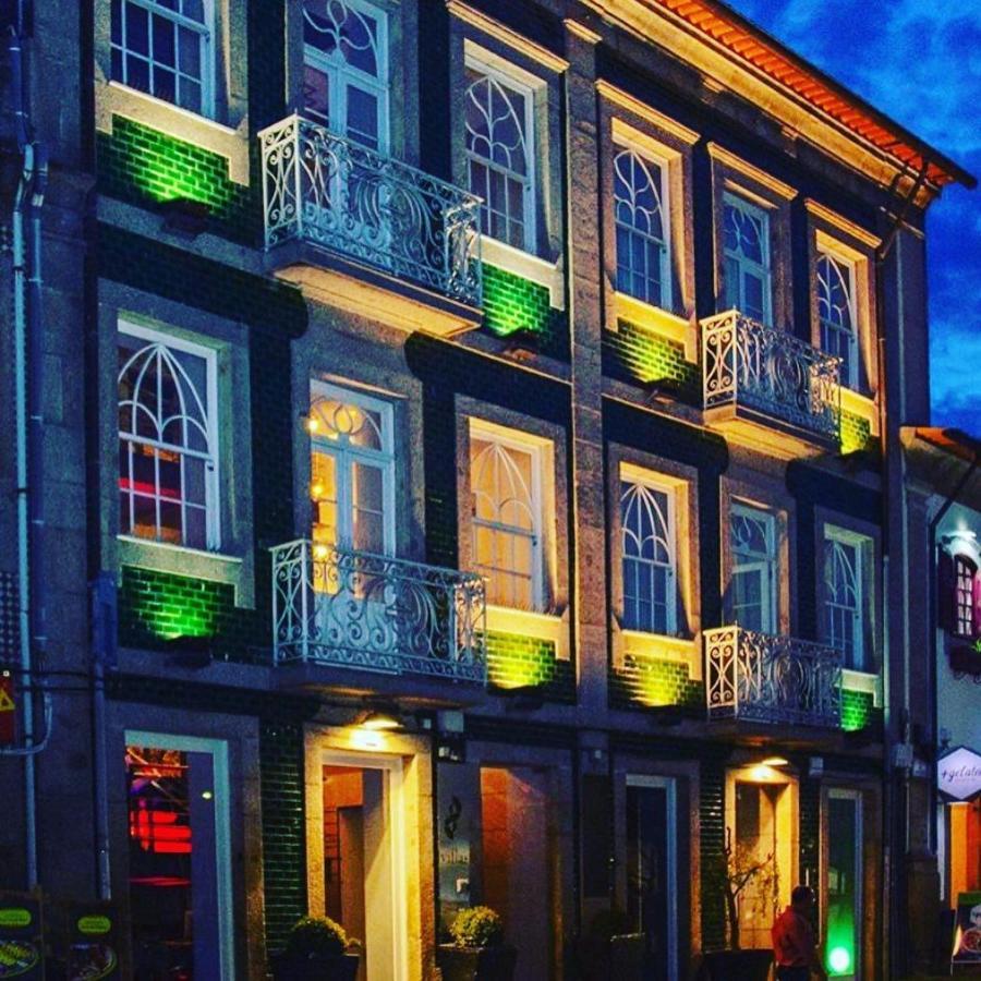 8 VILLAS Hotel&Bistrô Santo Tirso Exterior foto