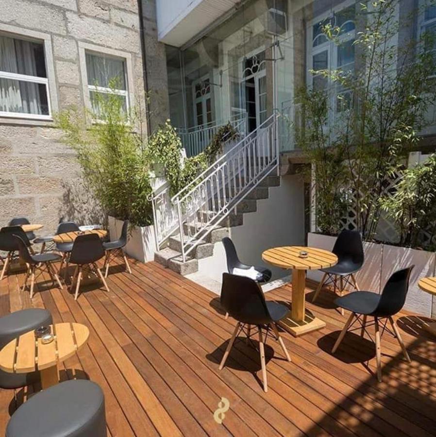 8 VILLAS Hotel&Bistrô Santo Tirso Exterior foto